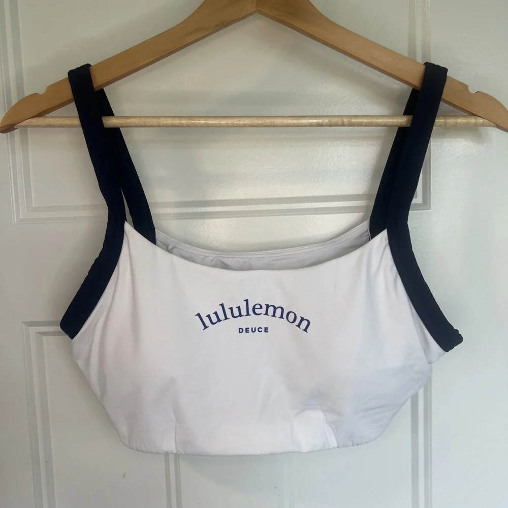 Lululemon Straight-Strap Sports Bra Medium White Cobalt Blue Deuce New!